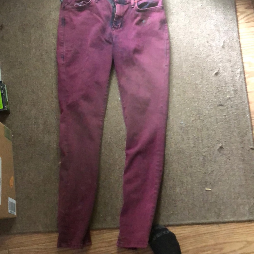 Rock and republic one small spot can be removed with heat size 32